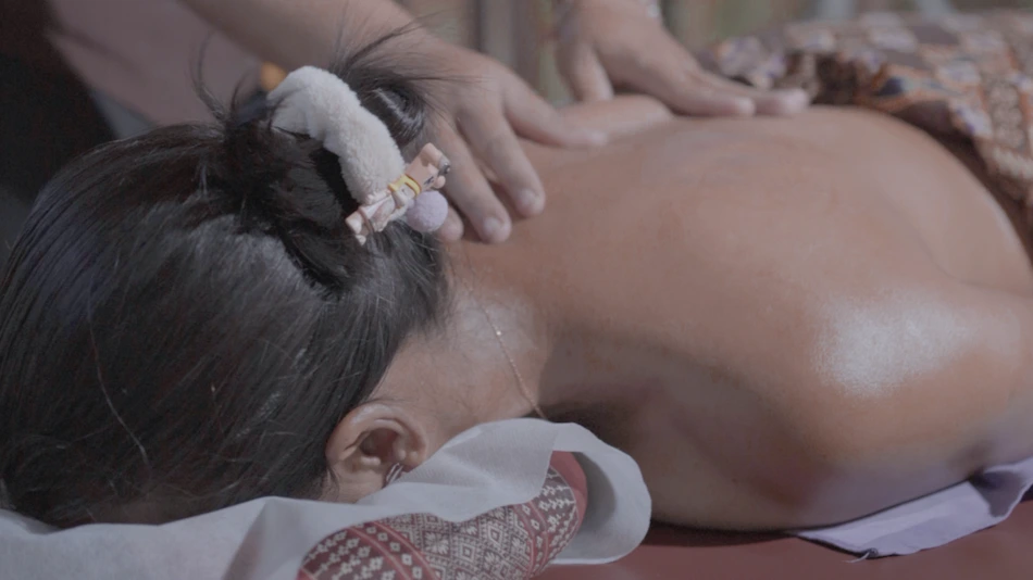 deep-pressure-khmer-massage